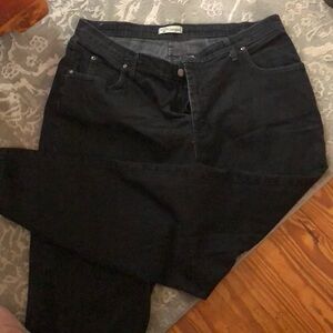 Riders by Lee women’s relaxed size 20 W  M black jean. Straight leg  8 inch leg